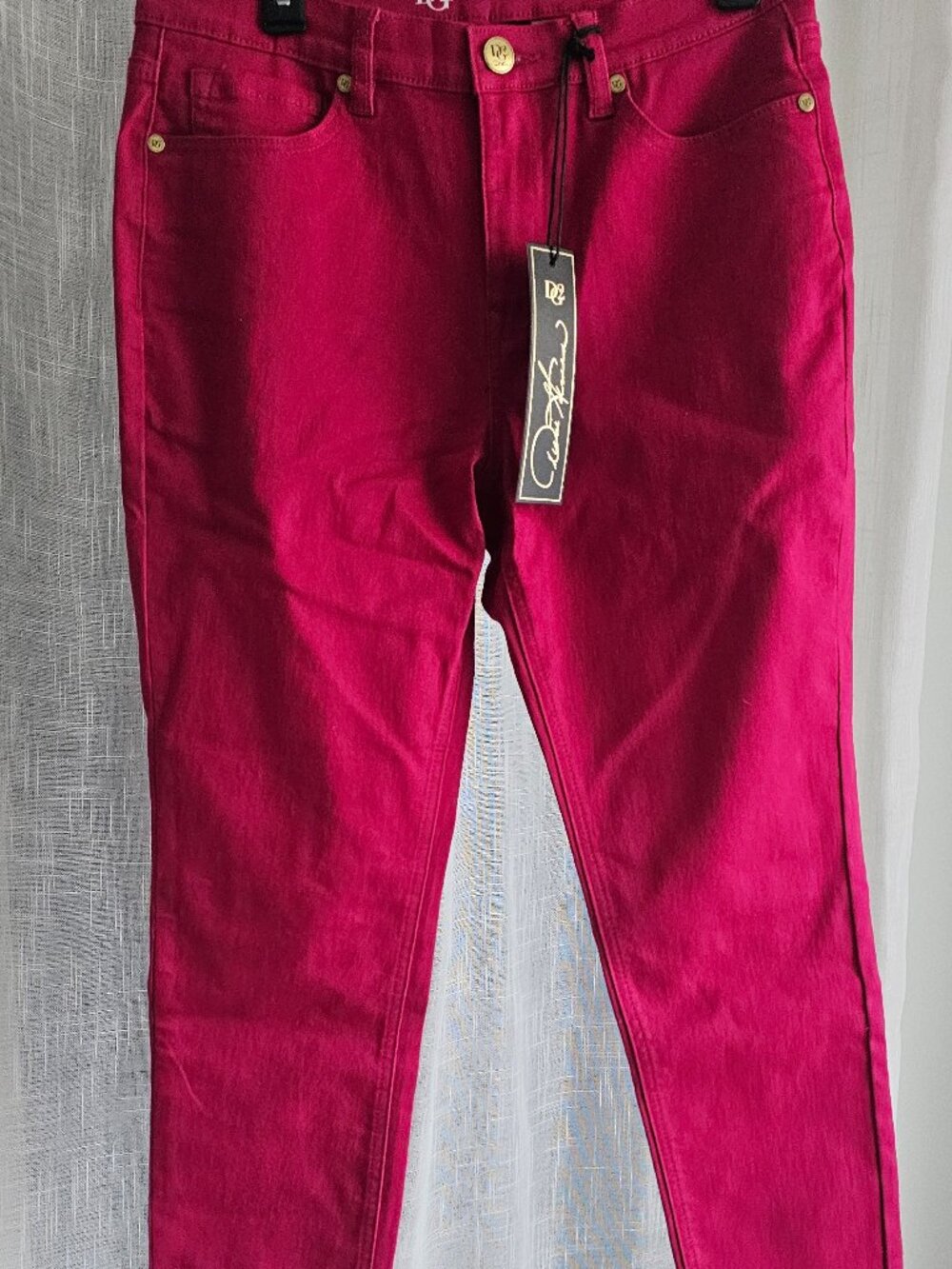 DG2 by Diane Gilman Virtual Stretch Denim Skinny Jean Size 10P NWT